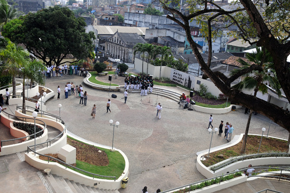 Praa das Artes ft Lazaro Menezes 20 1 2