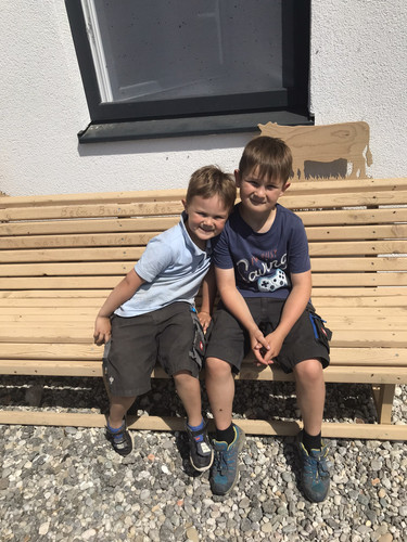 04FCDFE9 6504 41D6 B908 D801838EE5AB.jpg