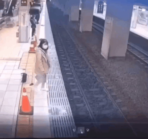 GIF 240112 111548.gif