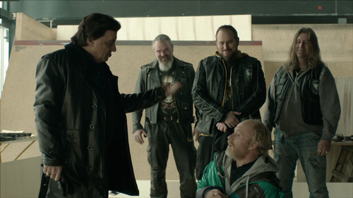 Lilyhammer.S02E01.Millwall.Brick.1080p.NF.WEB DL.DD5.1.H.264 SiGMA.mkv.0:22:34.optimized=high.png