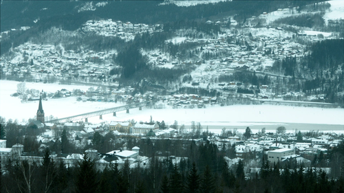 Lilyhammer.S02E01.Millwall.Brick.1080p.NF.WEB DL.DD5.1.H.264 SiGMA.mkv.0:11:17.optimized=high.png