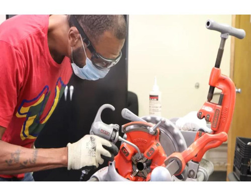 Steamfitting Training ForStudents 768x512.jpg