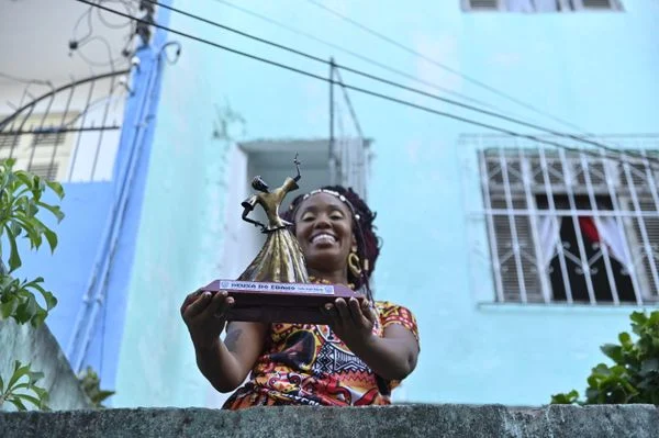 no ano passado ela foi coroada princesa do ebano 1981249 article