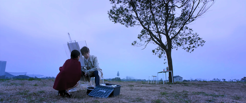 Autumn.Fairy.Tale.2019.2160p.WEB DL.DDP5.1.H265.HDR MISS.mkv 20240116 000837.092.png