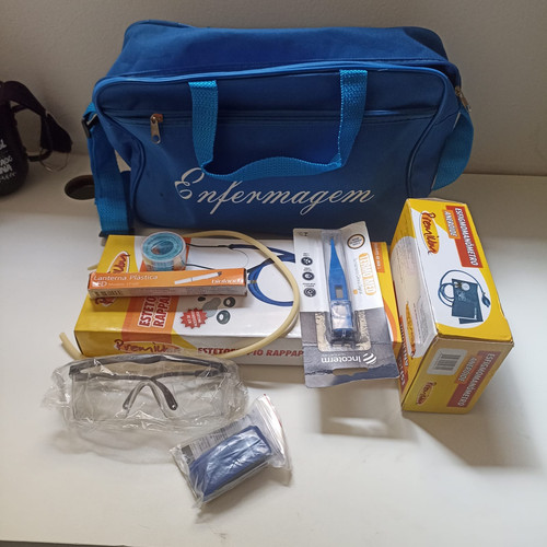 Kit De Enfermagem Azul.jpg