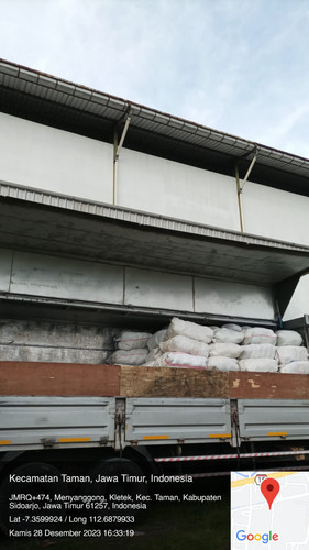 Photo mobil setengah isi.jpg