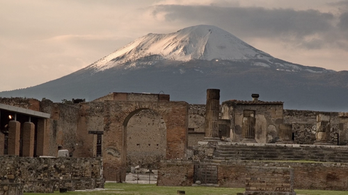Cunk.On.Earth.S01E01.In.The.Beginnings.720p.NF.WEB DL.DDP5.1.H.264 SMURF.mkv.0:25:13.optimized=high.png