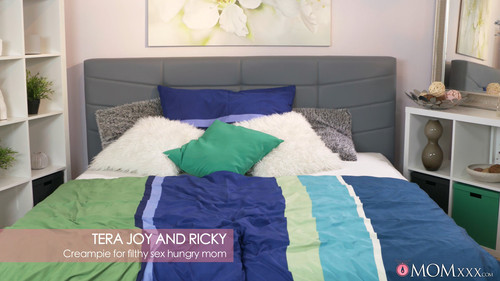 Creampie for filthy sex hungry mom.jpg