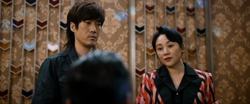 Give.Me.Five.2022.2160p.WEB DL.DDP5.1.H265 MISS.mkv 20240118 190952.193.png