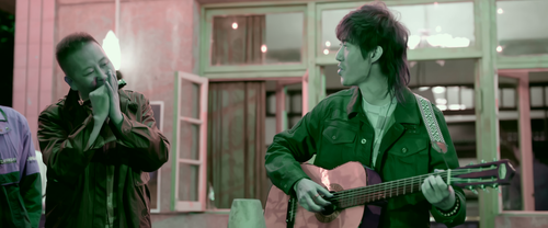 Give.Me.Five.2022.2160p.WEB DL.DDP5.1.H265.DV MISS.mkv 20240118 190936.416.png