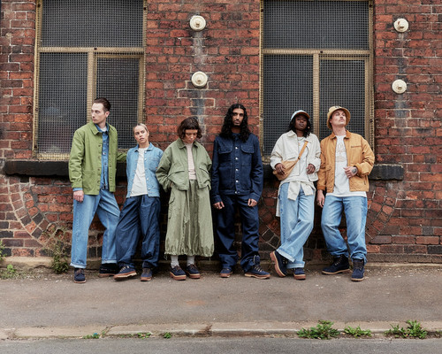 S24 GLOBAL HTT 1x1 05 5x4.jpg