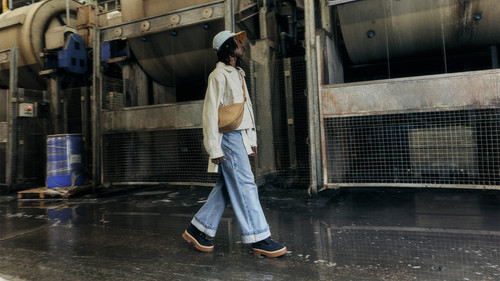 S24 GLOBAL A62PVEP3 07 6x9.jpg