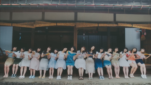 【MV full】ぐにゃっと曲がった [ダイヤモンドガールズ] HKT48[公式].mp4 snapshot 02.00.703.png