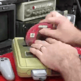 4yPib6jHfhQX8Un.gif