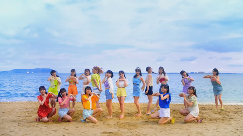 【MV full】「ビーサンはなぜなくなるのか？」MV Summer ver. ⧸ HKT48[公式].mp4 snapshot 04.08.164.png
