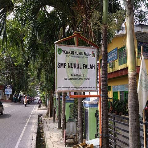 smp nurul falah.jpg