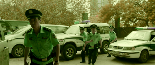 Break.Through.the.Darkness.2021.2160p.WEB DL.DDP5.1.Atmos.H265.DV MISS.mkv 20240120 205752.167.png