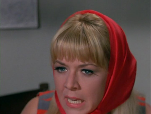 The Flying Nun S01E02 The Convert.mkv snapshot 10.42 [2024.01.23 11.01.34].jpg