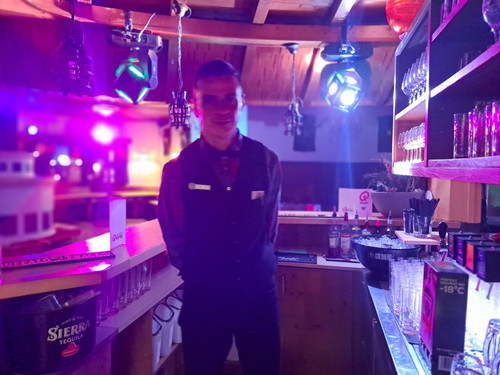 IMG 9205b5b9eb8c0e3456f2dc82235a5294 V.jpg