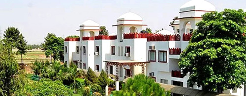 Weekend Getaways near Delhi Call us at 8130781111.jpg