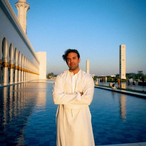Dr Kahn Instagram 3.jpg