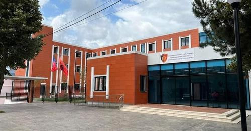 3061362655714055392?url=https%3A%2F%2Fwww.balkanweb.com%2Fwp content%2Fuploads%2F2024%2F04%2FPolicia.jpg