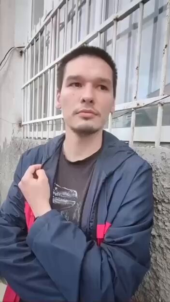 QrUmwSkB5AZXsBKk.jpg