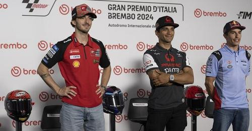 8872519085814212210?url=https%3A%2F%2Fimgcdn.oe24.at%2FGettyImages 2155312426.jpg%2FconsoleMadonnaNo.jpg