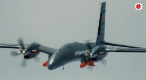 hlSV8yxlF2n5ipZl.jpg