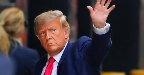 10514409318021550239?url=https%3A%2F%2Fexxpress.at%2Fmedia%2F2023%2F04%2Ftrump 945x630.jpg&fb obo=1&.jpg