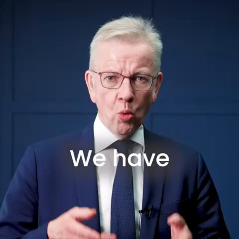 yX5QigfUJH6EwwU7.jpg