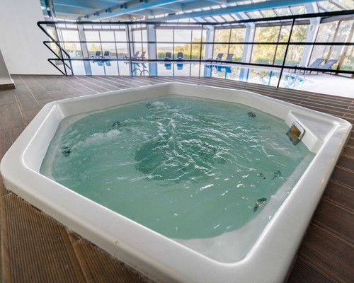 El Spa MCB 19 edited.jpg