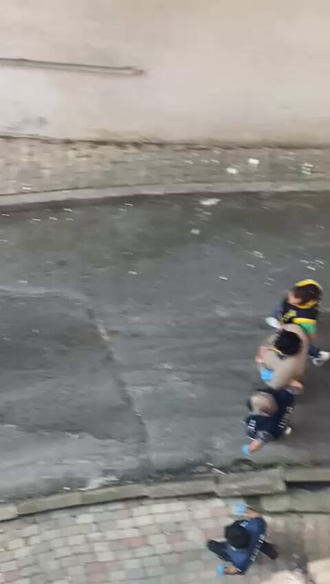 toVXcjBvGO5T7DWQ.jpg
