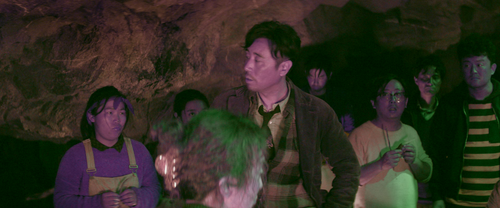 The.Island.2018.2160p.WEB DL.DDP5.1.Atmos.H265.DV MISS.mkv 20240130 001648.350.png