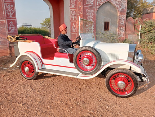 vintage car hire in rajasthan.jpg