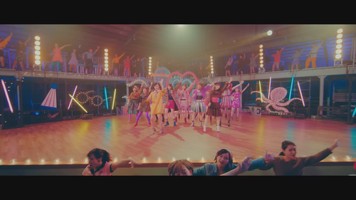 【MV】ワロタピーポー NMB48[公式].mp4 snapshot 00.40.623.png