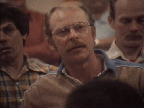 American.Dream.1990.1080p.WEB DL.AAC2.0.x264 acorn.mkv snapshot 00.46.56.814.png