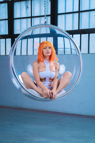 Liz Katz leeloo dallas cosplay 2 scaled.jpg