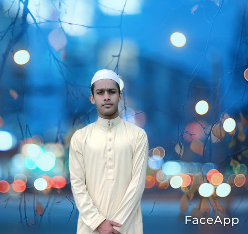 FaceApp 1695645547350.jpg