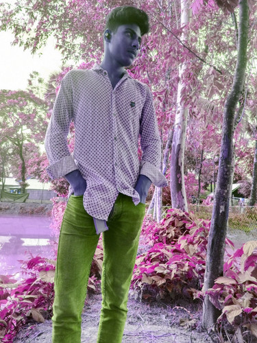 Picsart 23 08 21 08 37 47 833.jpg