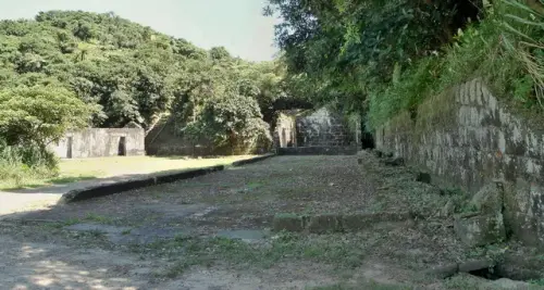 00009 槓子寮砲台庫房區.webp