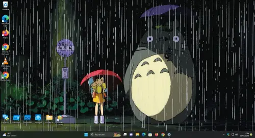 Themes Windows 11 Totoro.webp
