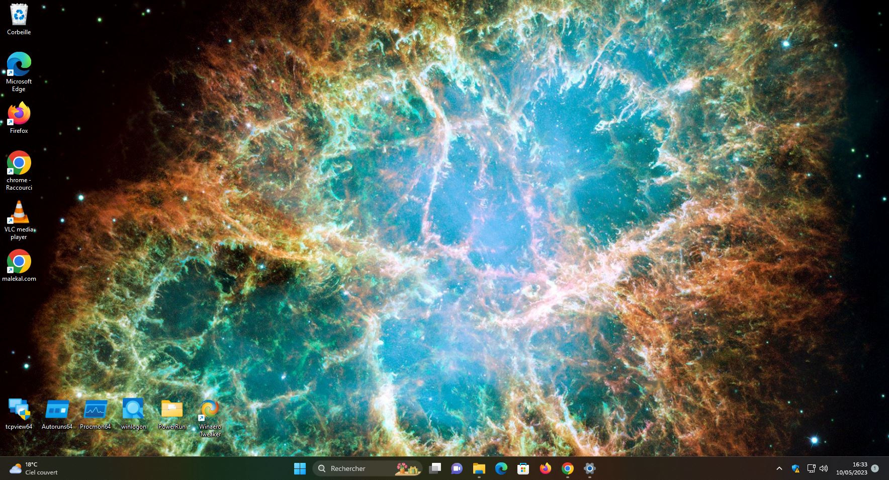 Best Themes for Windows 11 – Cosmic Beauty
