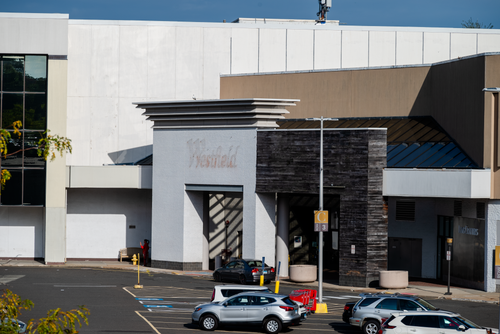 Trumbull Mall 1.png