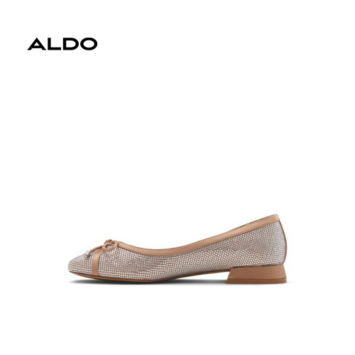 gibbsi beige 270 003 029 alt2 sq wt 600x600.jpg