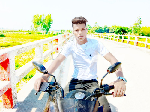 Picsart 23 09 06 22 35 40 352.jpg