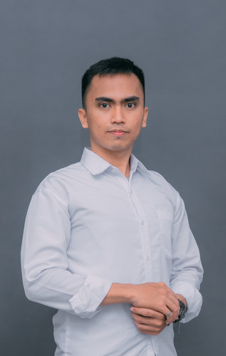 Risal sendiri.jpg
