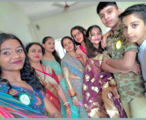 Group photo1.jpg