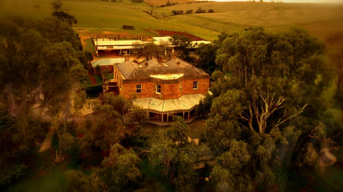 McLeods.Daughters.S07E01.Second.Chances.1080p.STAN.WEB DL.AAC2.0.H.264 NTb.mkv 20240407 185737.421.jpg