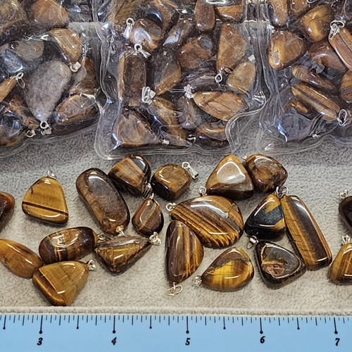 cropped 16986104786934049629263018965136.jpg